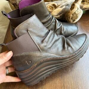Bionica women’s Gilford Wedge leather shoe boots 8.5 brown